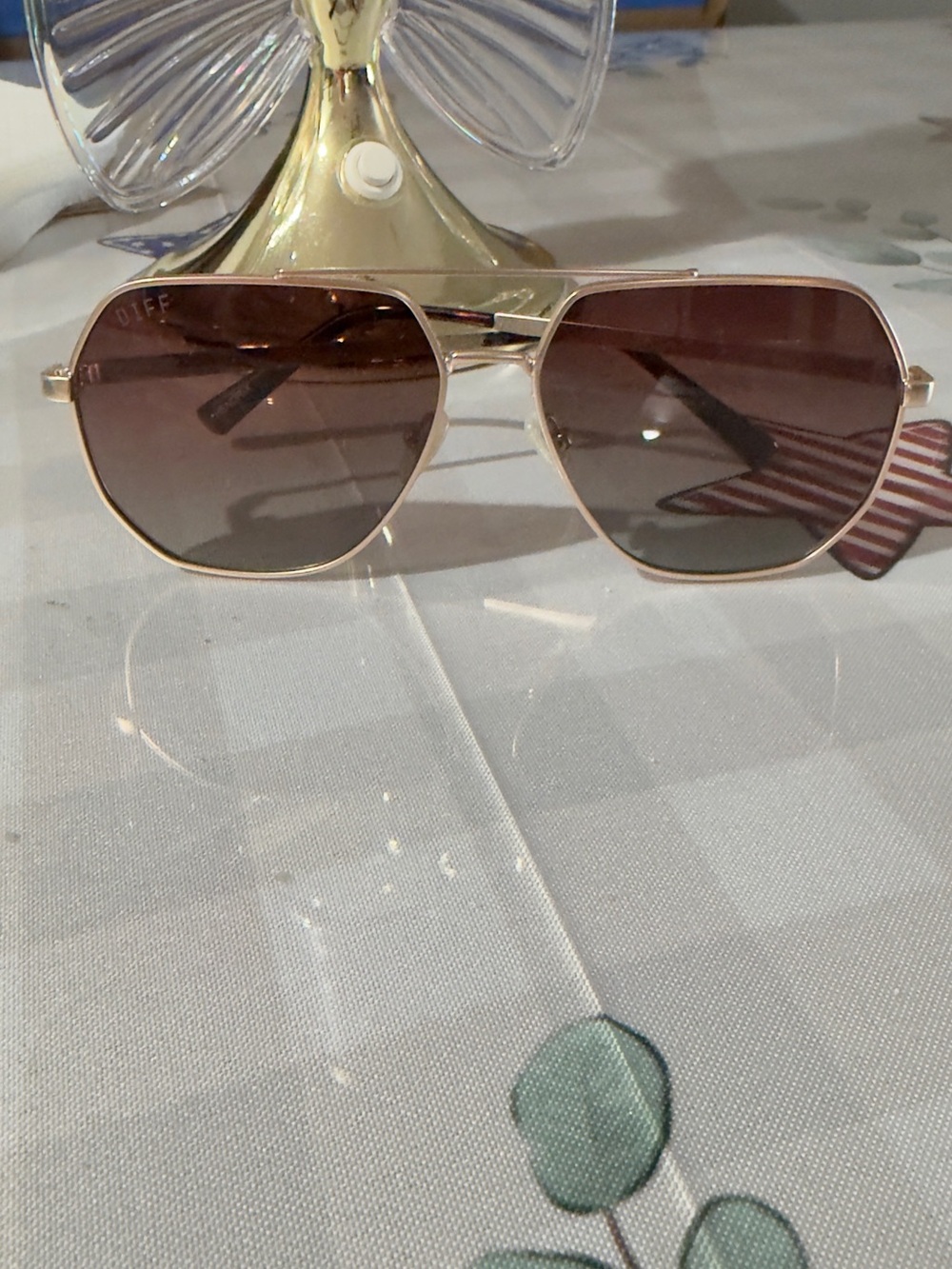 Gold Frame Sunglasses with Brown Gradient Lenses